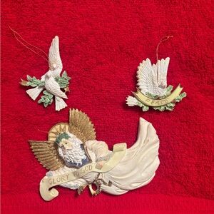 Nostalgic Christmas Around the World Santa and Doves Ornaments
